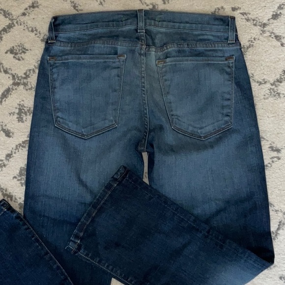 J Brand Gigi Cropped Flare Jeans, Heritage. 26 - Picture 8 of 11